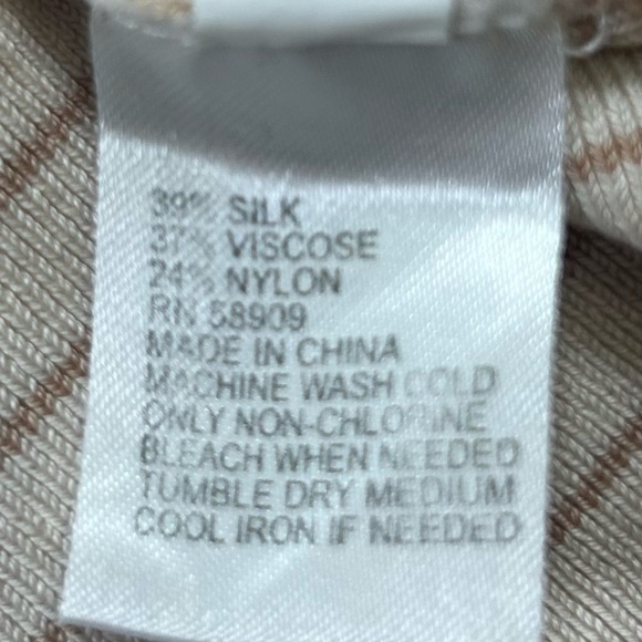 Alex Marie Square Neckline, Cream/Stripe, Ribbed Sweater. Size Large. - Picture 8 of 8